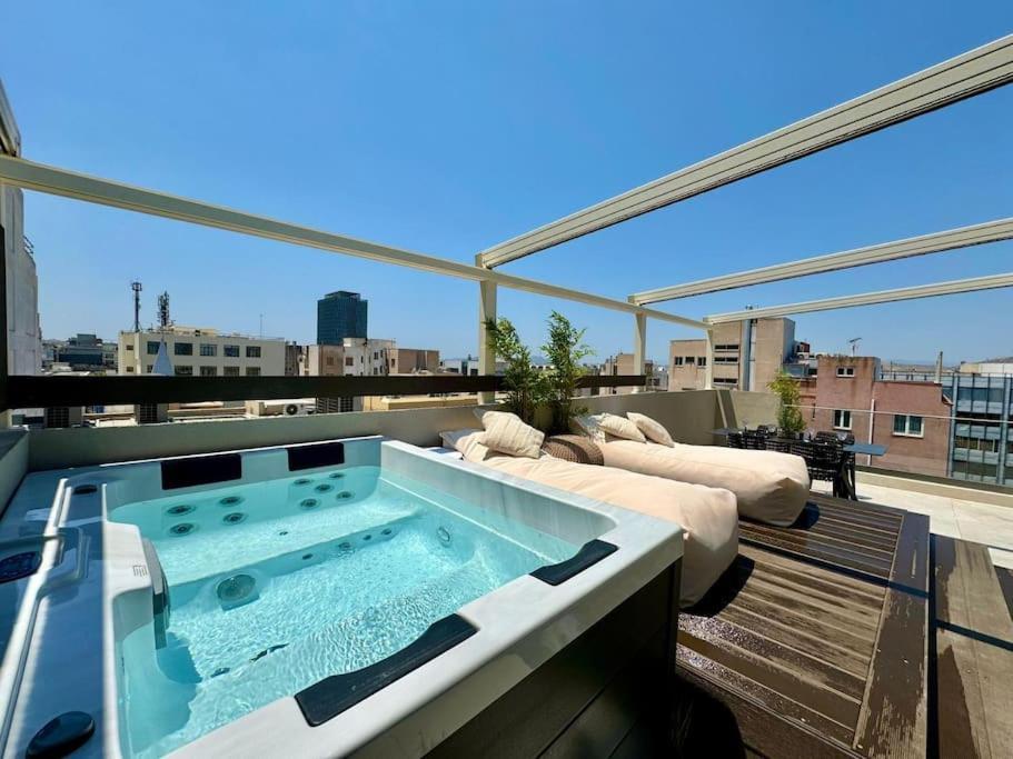Bluemotion - Cityview Pireu Exterior foto
